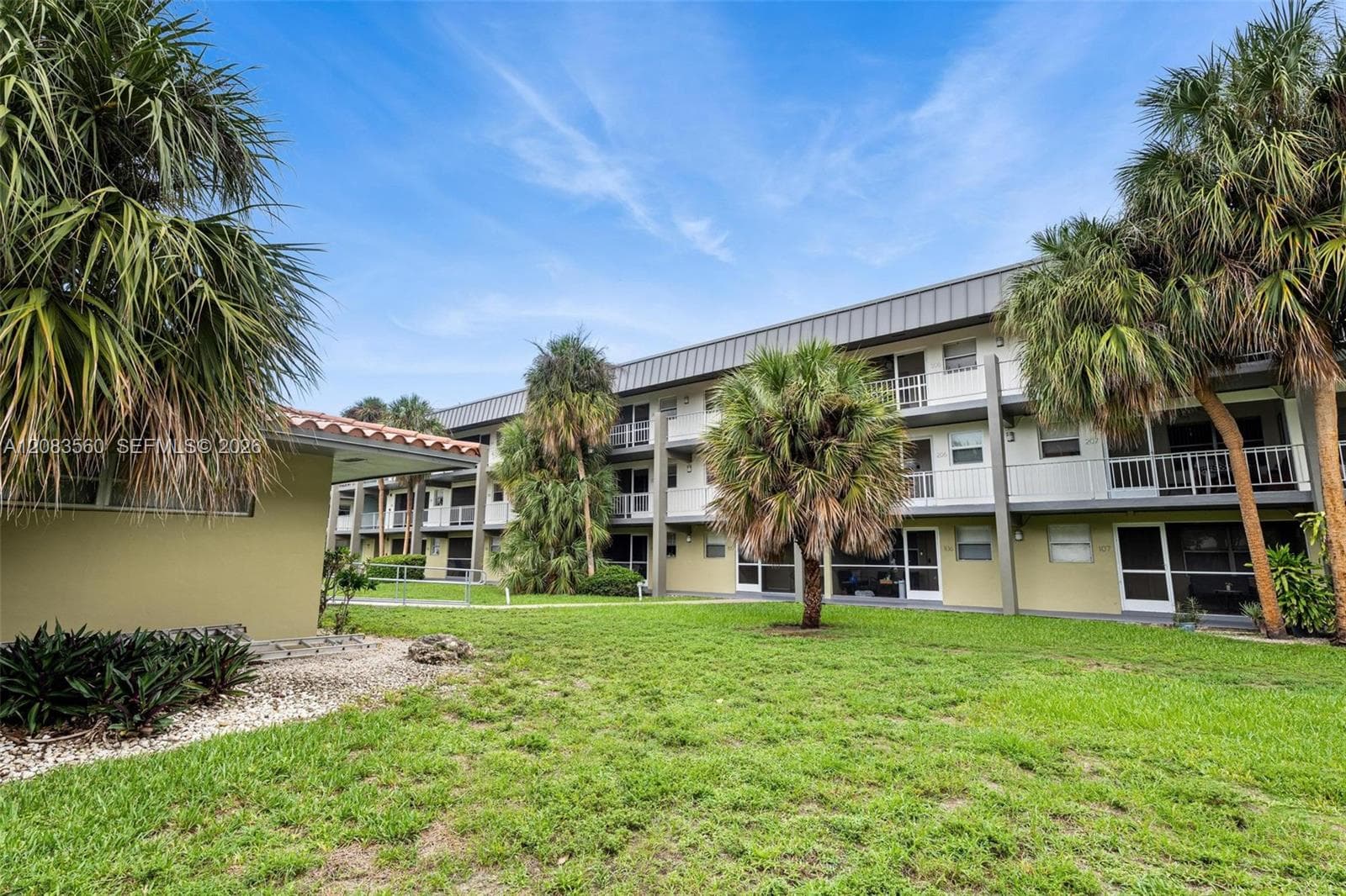 PARADISE BY THE SEA CONDO · #304 in Hallandale Beach - Photo 22