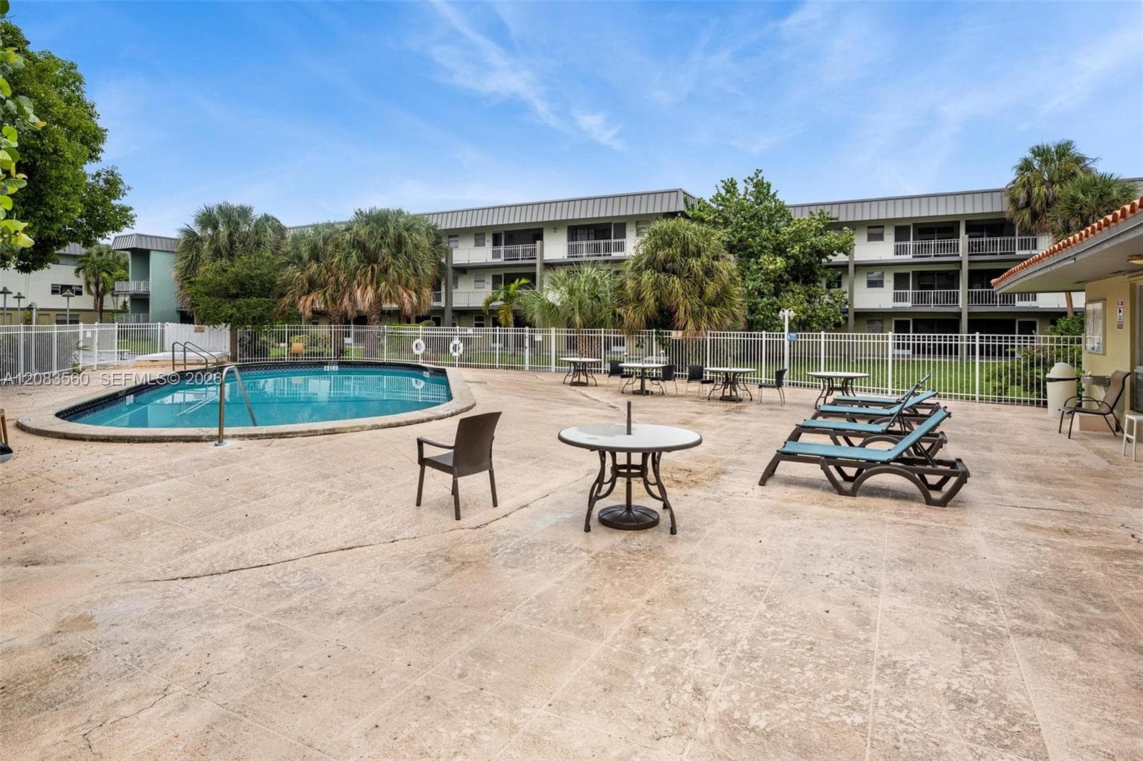 PARADISE BY THE SEA CONDO · #304 in Hallandale Beach - Photo 21