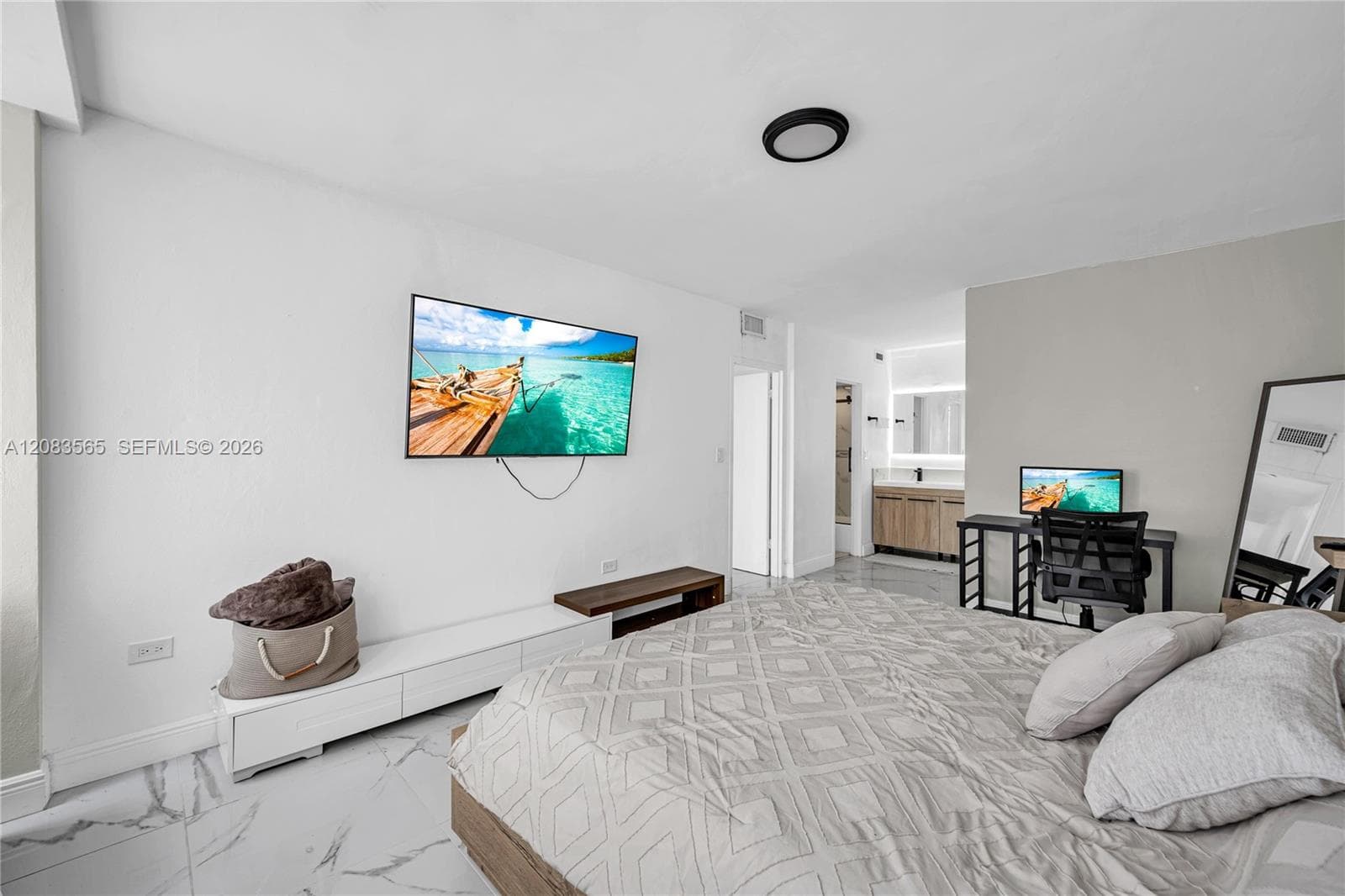 CARIBBEAN TOWERS CONDO · #9A in North Bay Village - Photo 24
