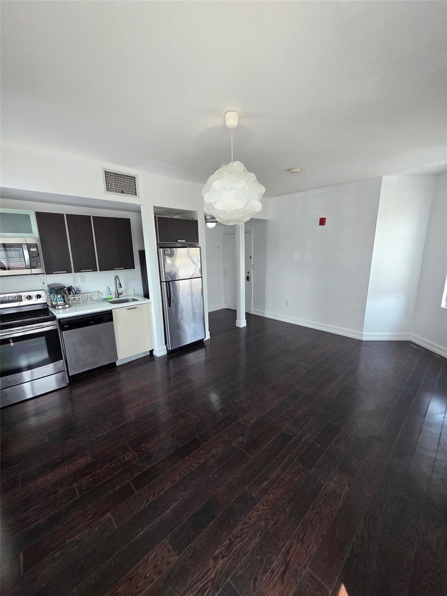 ELEVEN CONDO · #201 in Miami Beach - Photo 3