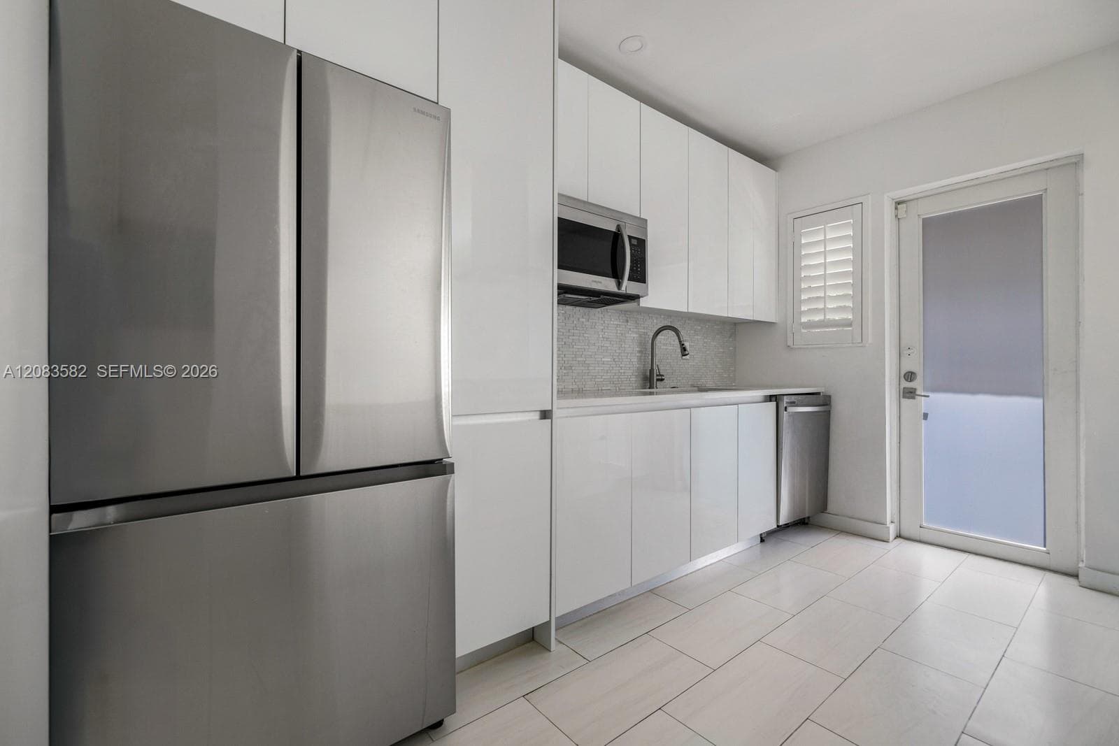 JANE APARTMENTS CONDO · #1 in Miami Beach - Photo 12