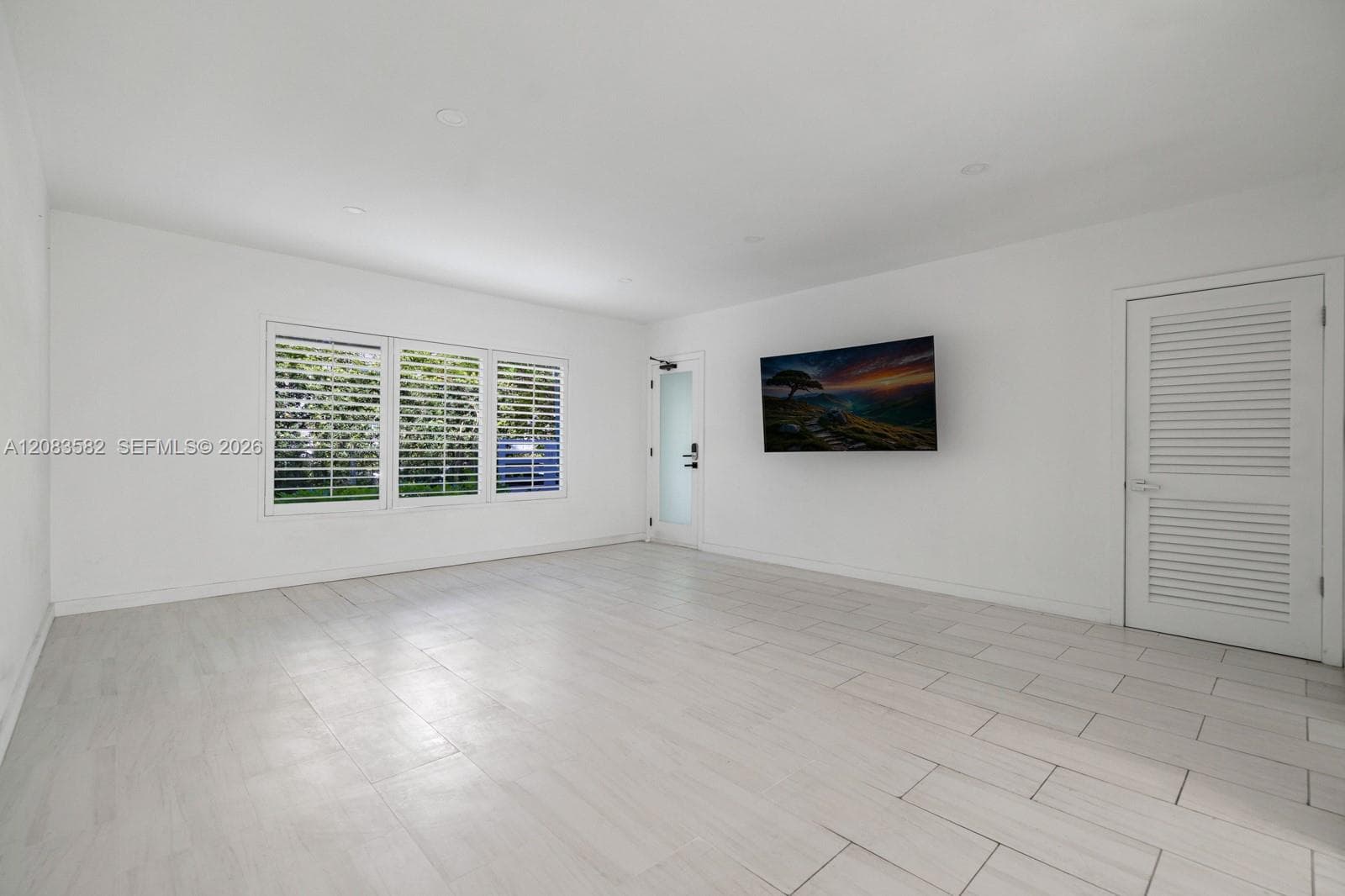 JANE APARTMENTS CONDO · #1 in Miami Beach - Photo 8
