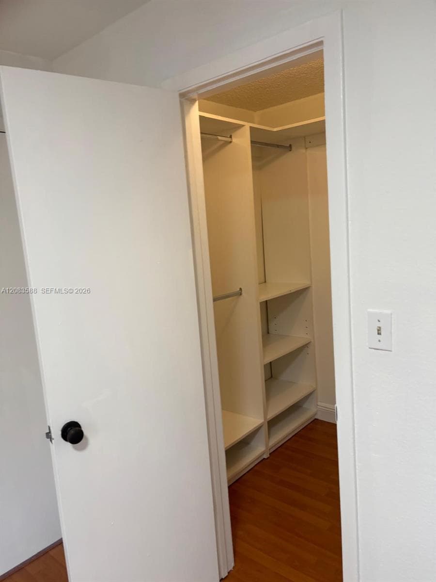 BISCAYNE BEACH CLUB CONDO · #1228 in Miami - Photo 15
