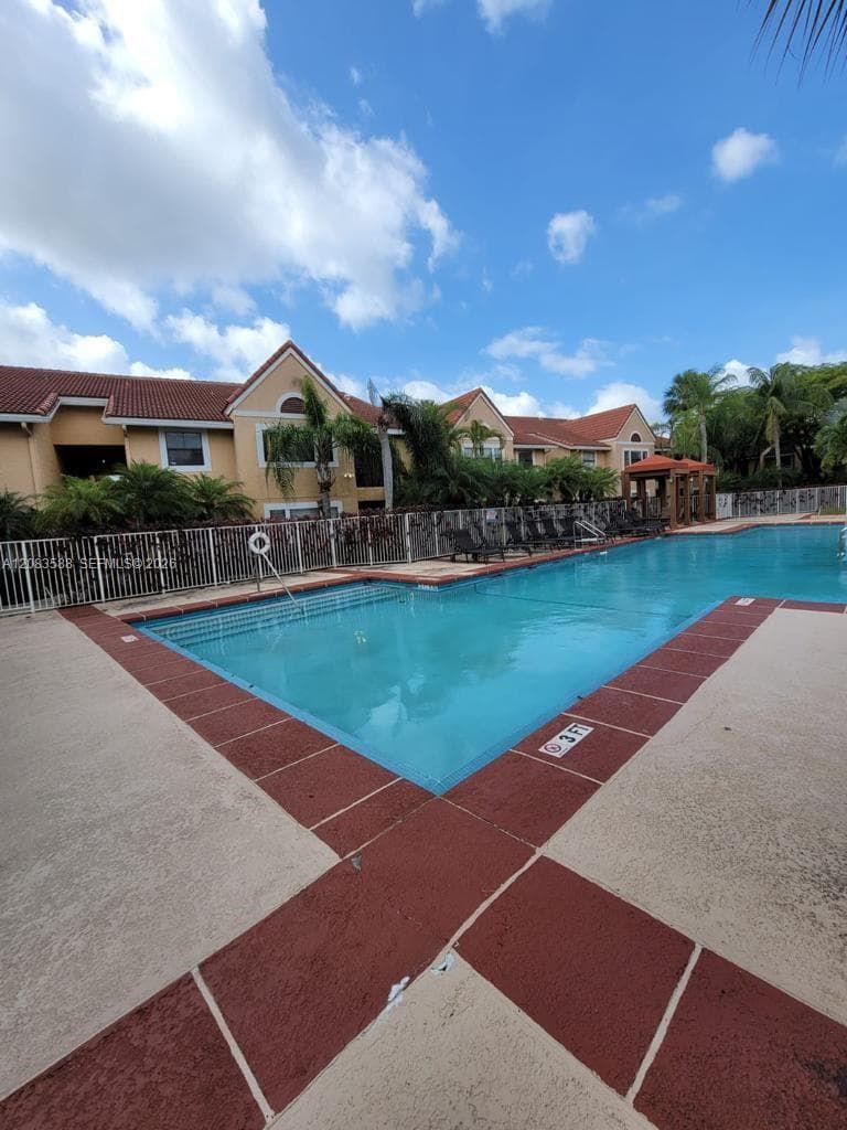 BISCAYNE BEACH CLUB CONDO · #1228 in Miami - Photo 39
