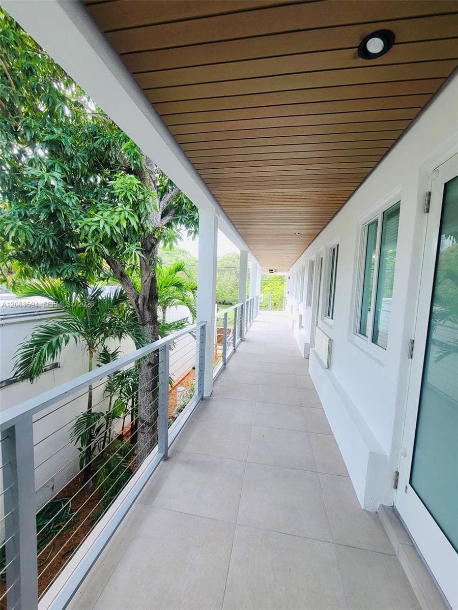 KRENWAL CORP CO-OP · #8B in Miami Beach - Photo 2