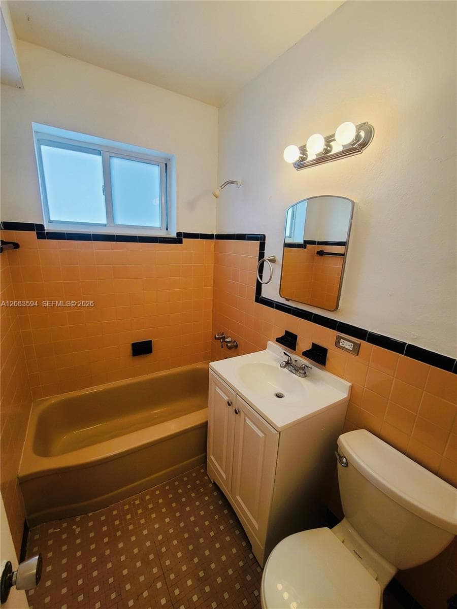 KRENWAL CORP CO-OP · #8B in Miami Beach - Photo 6