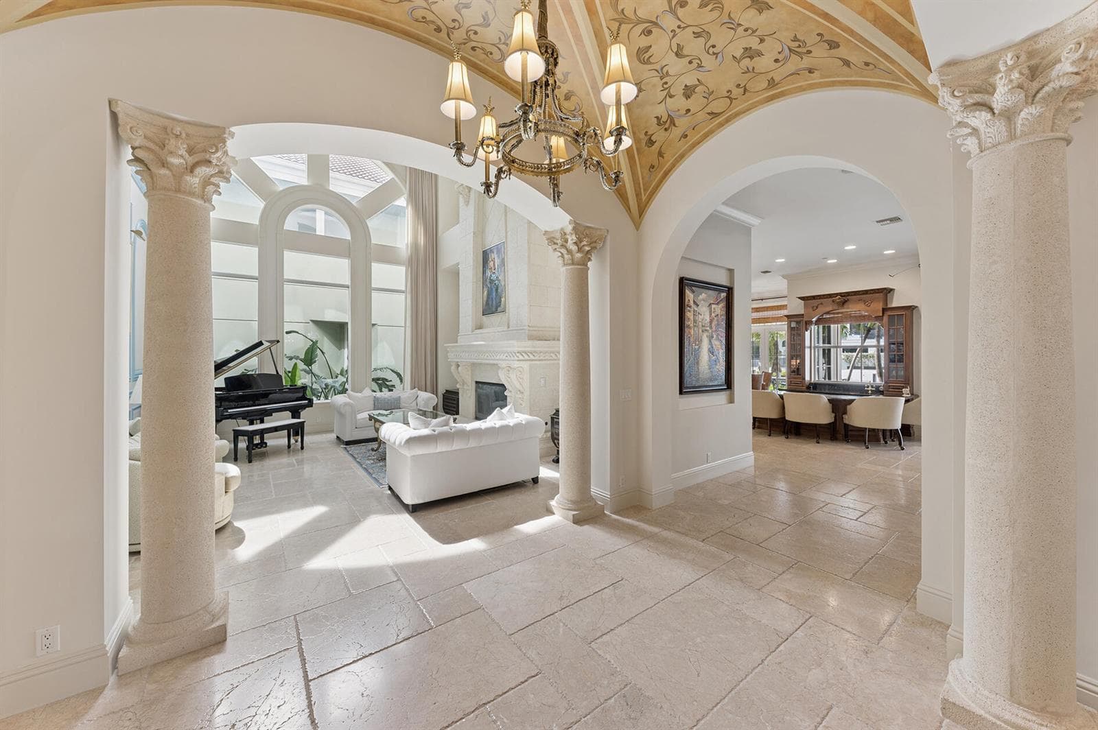 Great Room Entry