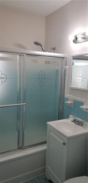 13_Bathroom P840-7