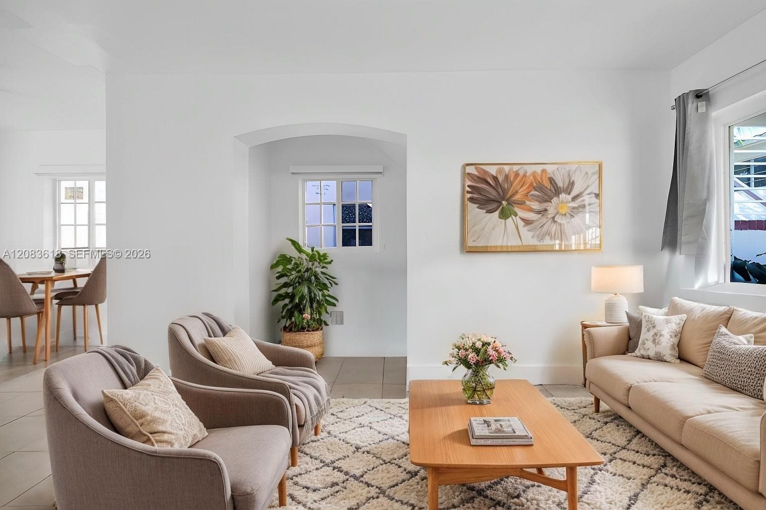 MARSEILLES CONDO · #5 in Miami Beach - Photo 2