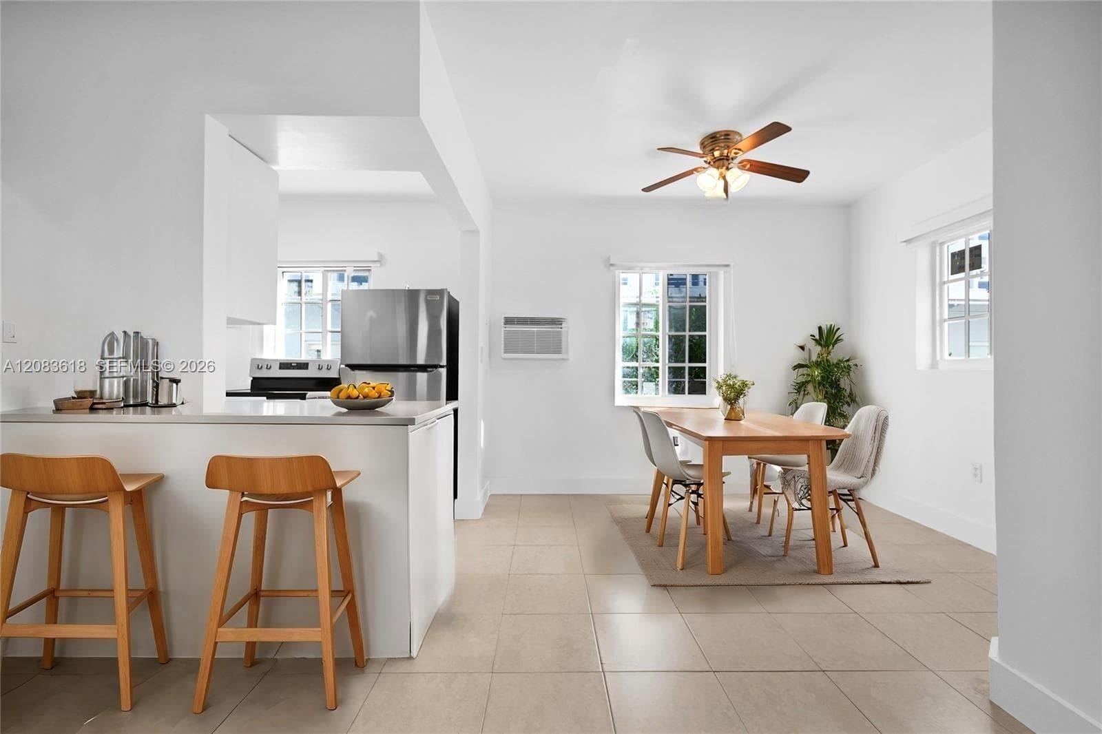 MARSEILLES CONDO · #5 in Miami Beach - Photo 1