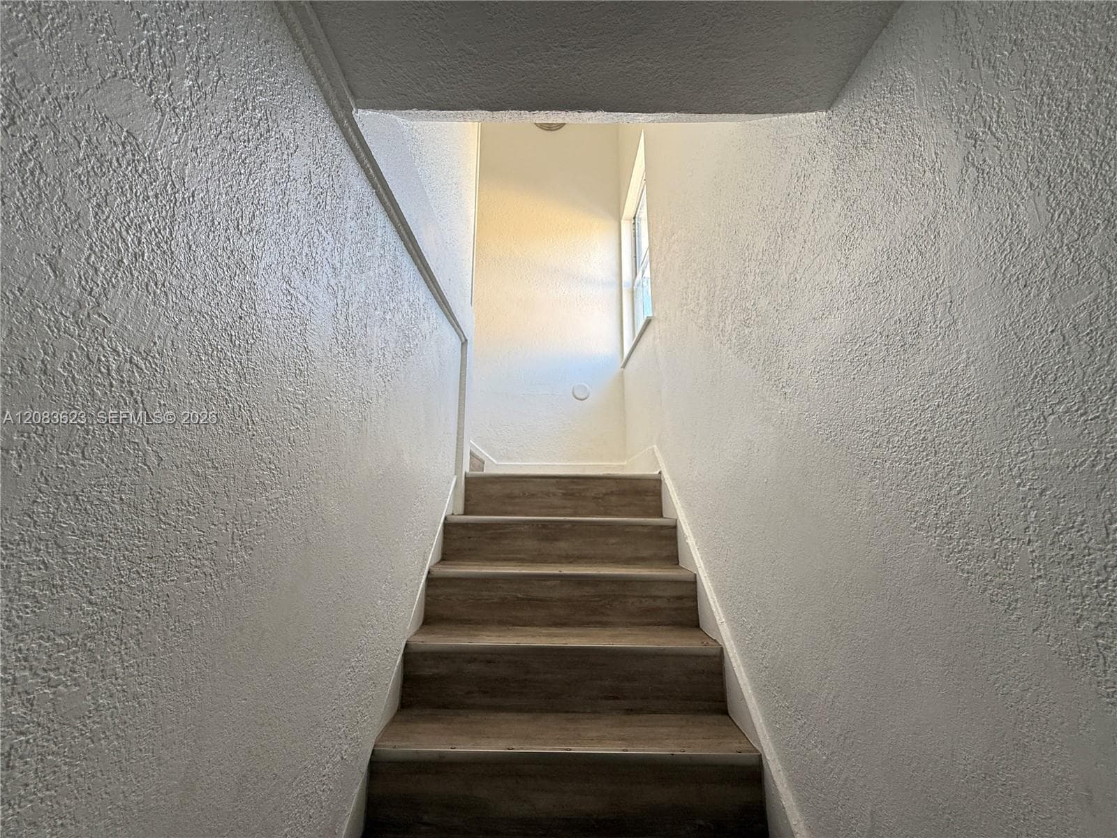 LAWRENCE ESTATE LAND CO · #B in Miami - Photo 9