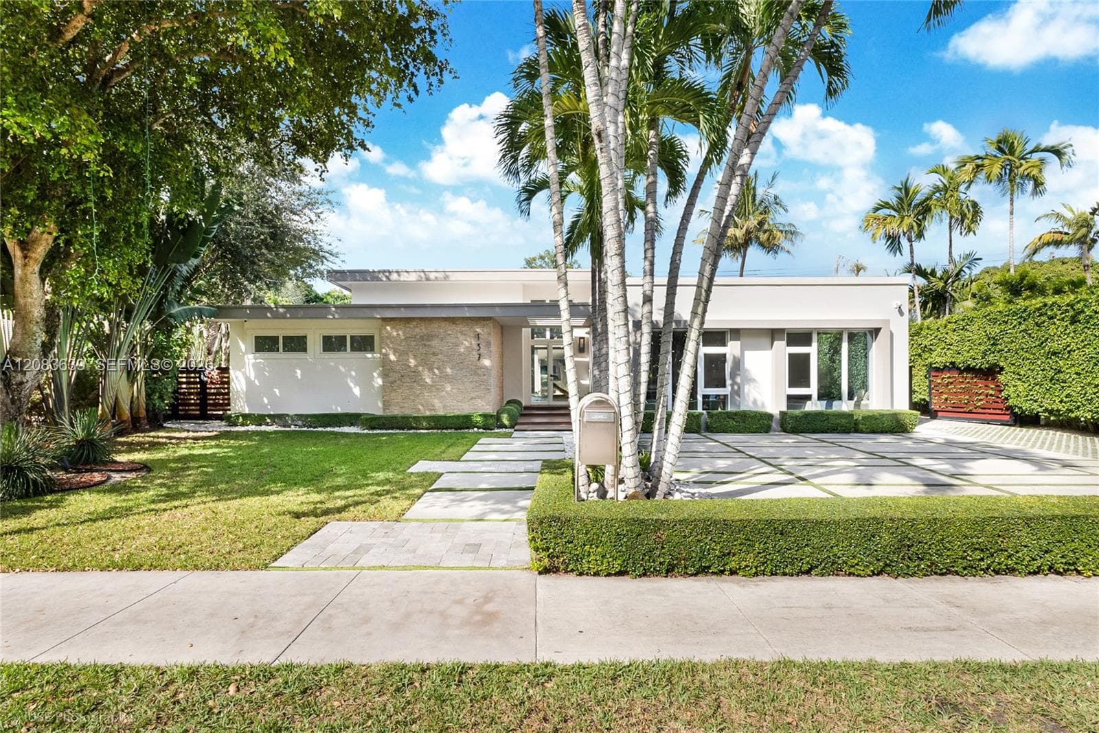 137 W Shore Dr photo 24