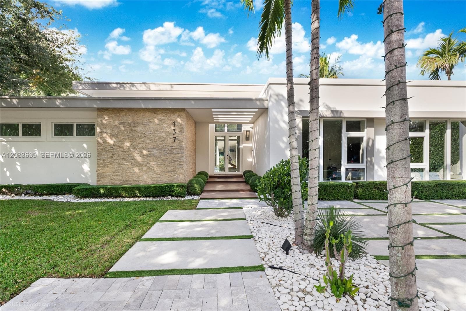 137 W Shore Dr photo 4