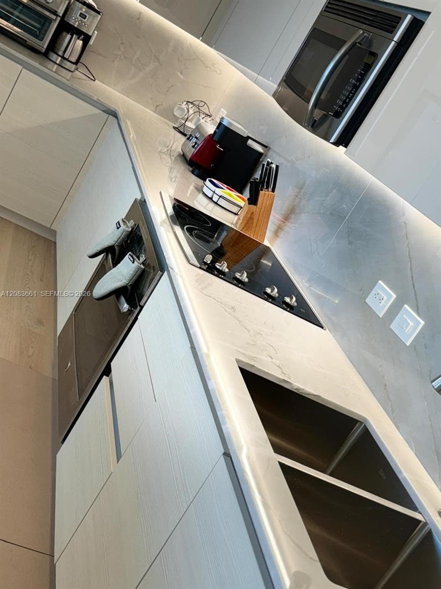 BEACHWALK CONDOMINIUM · #T2701 in Hallandale Beach - Photo 9