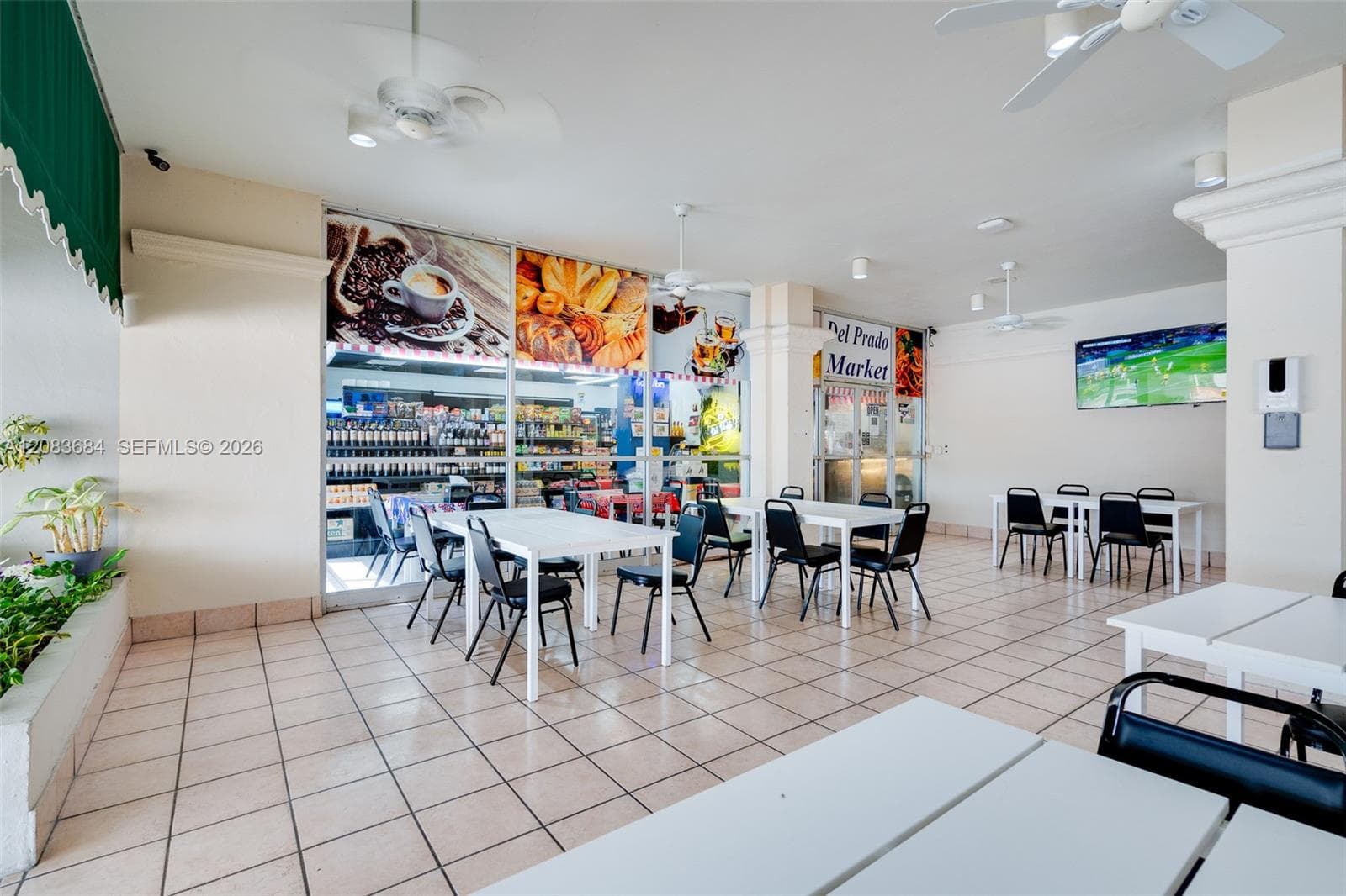Full Service Cafe' and Mini Mart