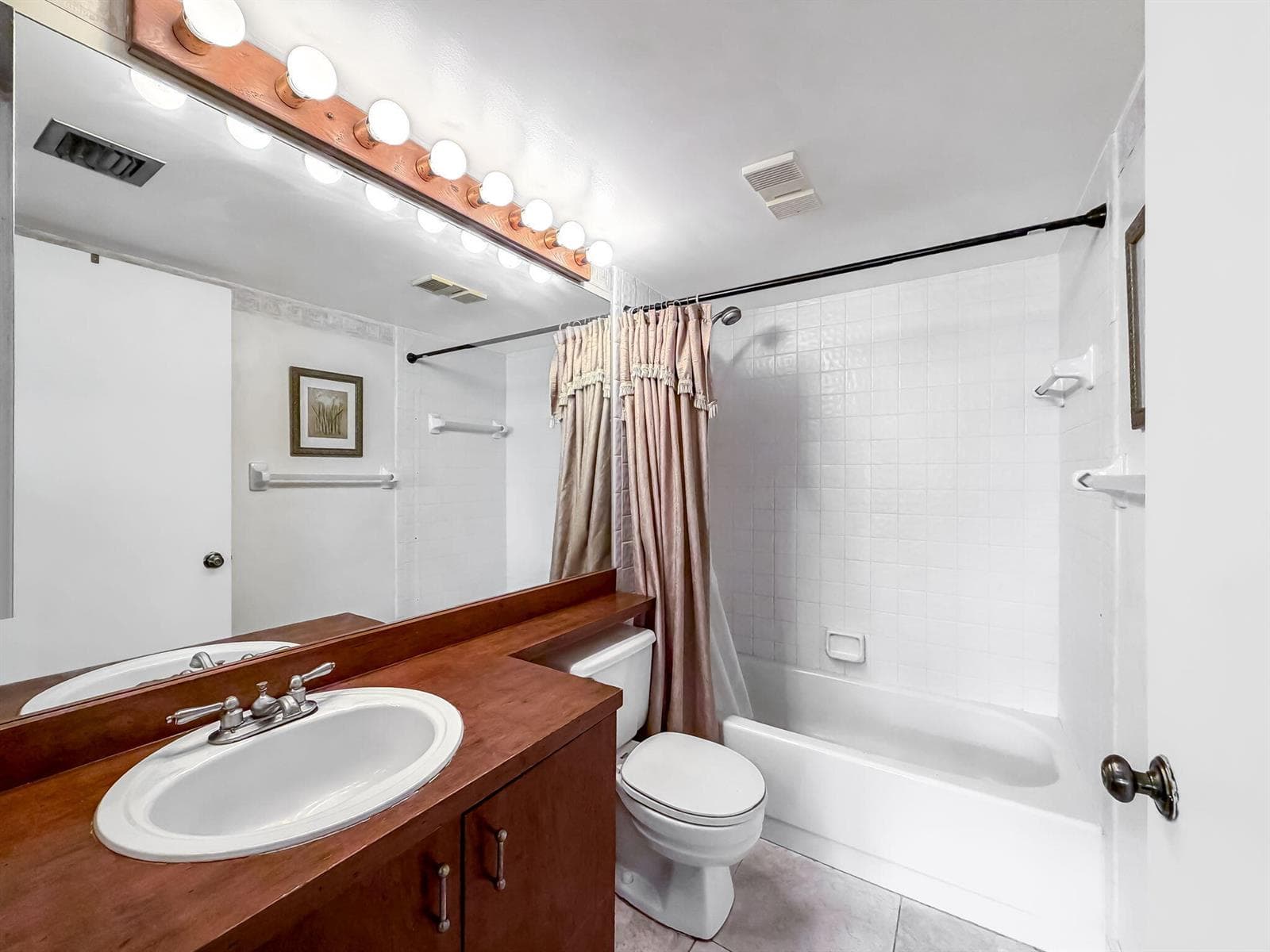 56-web-or-mls-JOY_054770