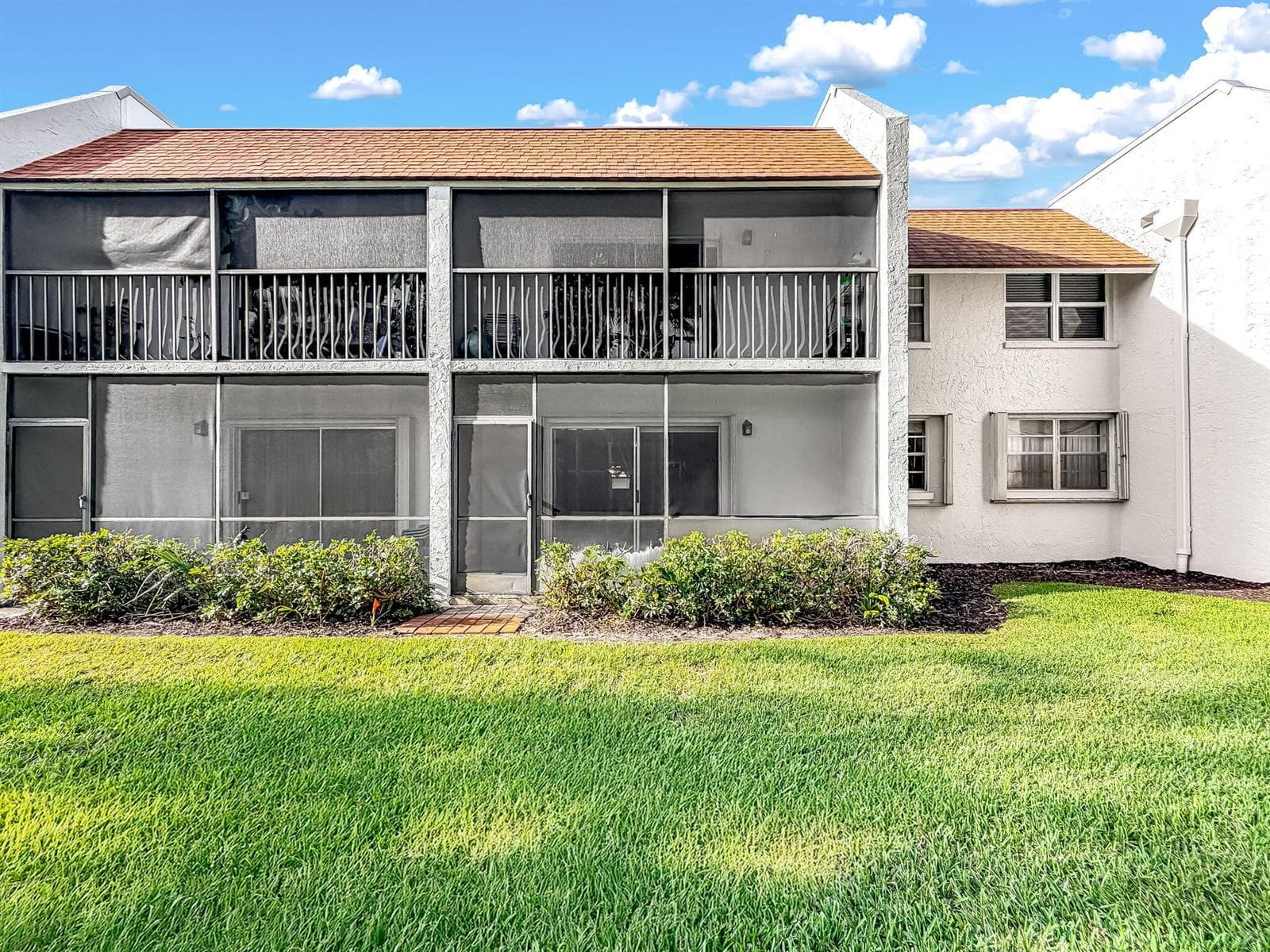 61-web-or-mls-JOY_054795