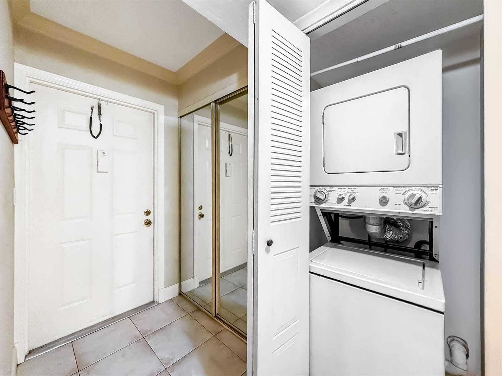 28-web-or-mls-JOY_054645