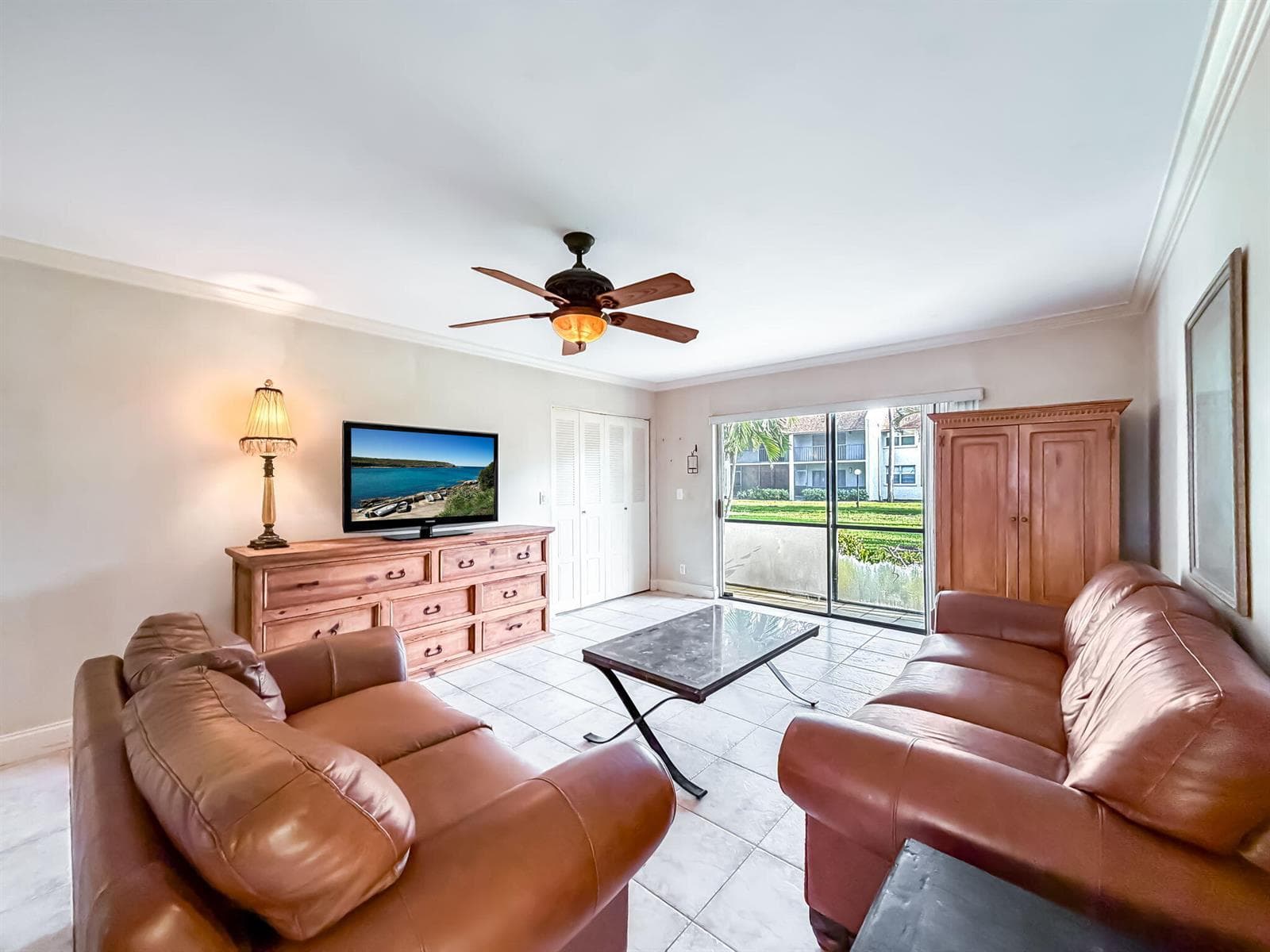 42-web-or-mls-JOY_054715