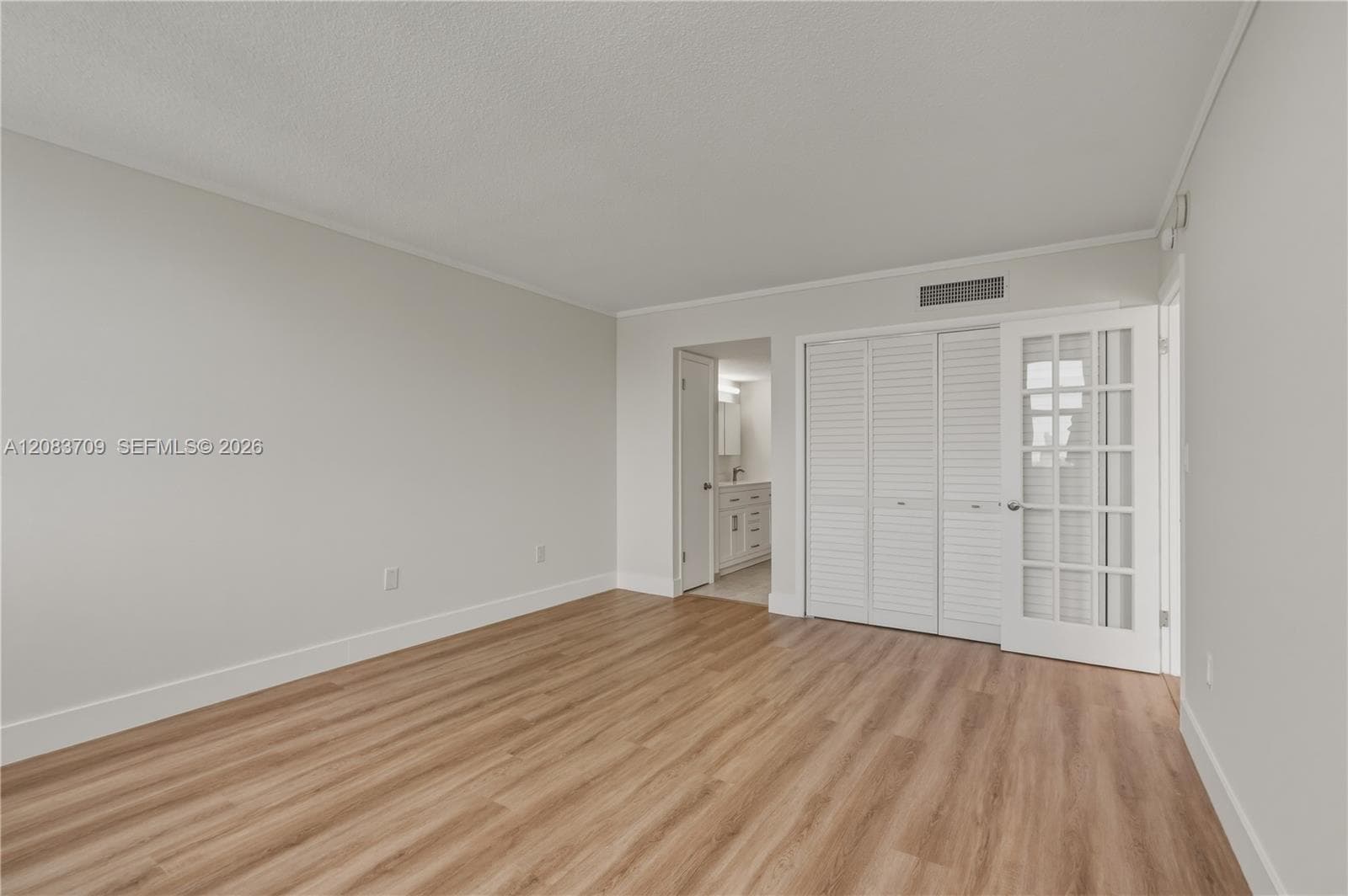 Regency Tower · #15F in Miami Beach - Photo 23