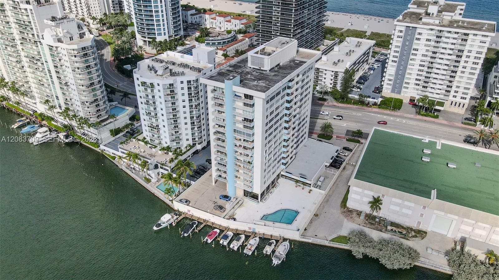 Regency Tower · #15F in Miami Beach - Photo 42