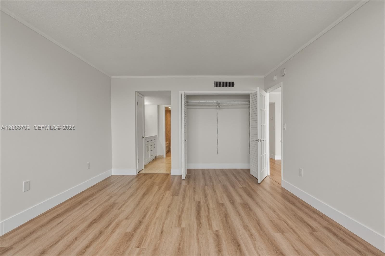 Regency Tower · #15F in Miami Beach - Photo 26
