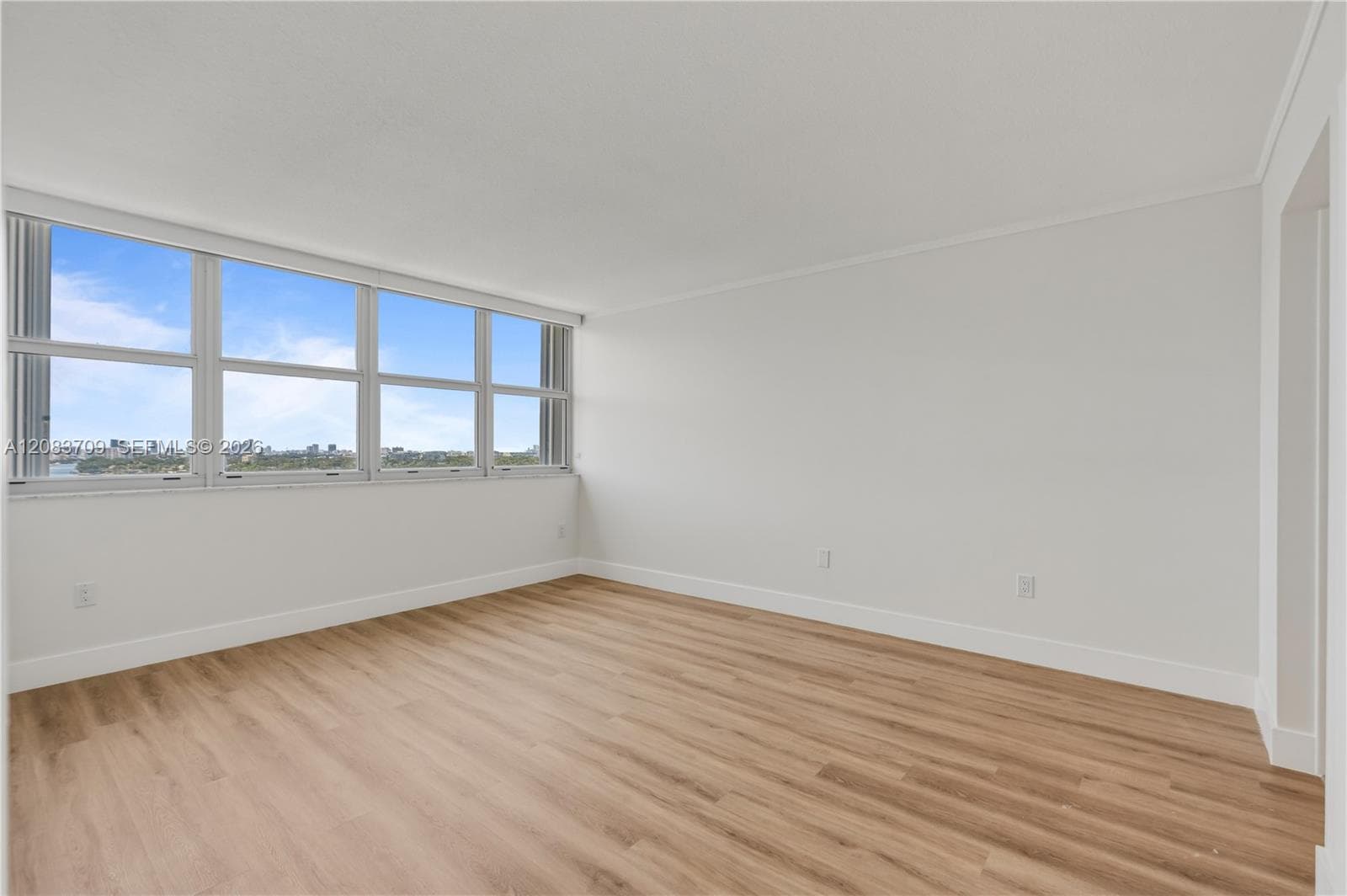 Regency Tower · #15F in Miami Beach - Photo 19