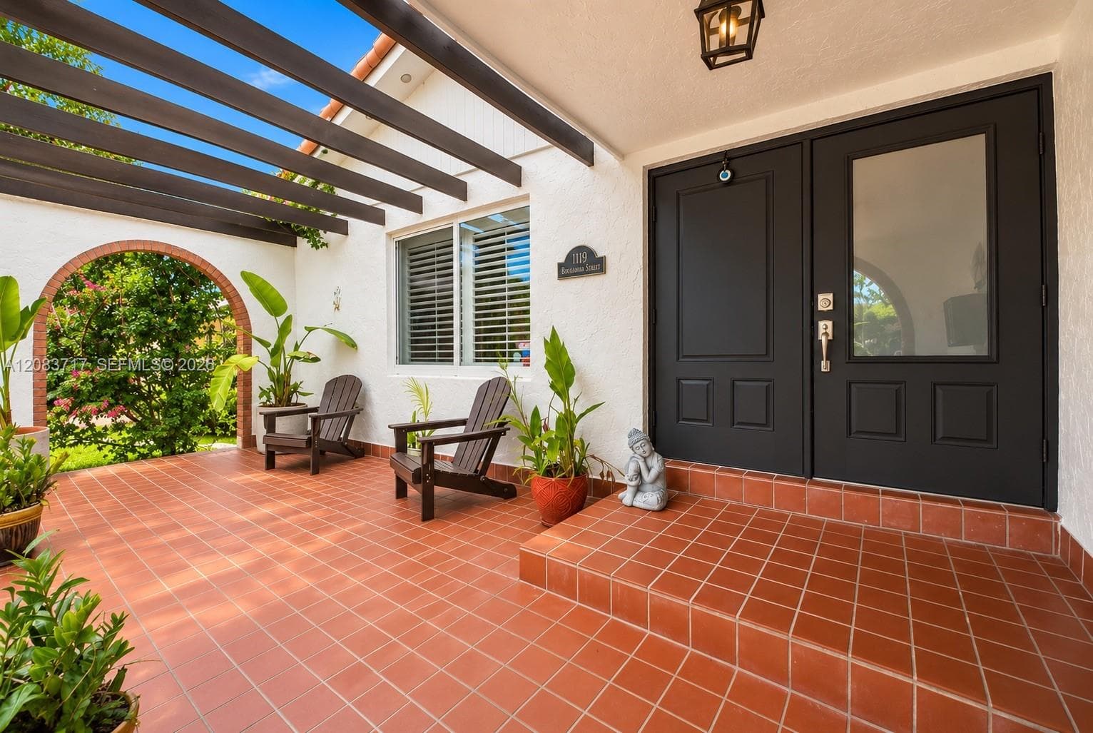 1119 Buchanan St photo 2