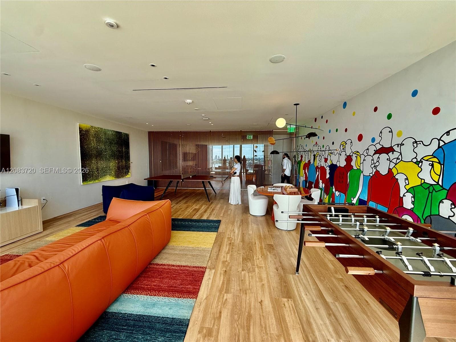 teen room