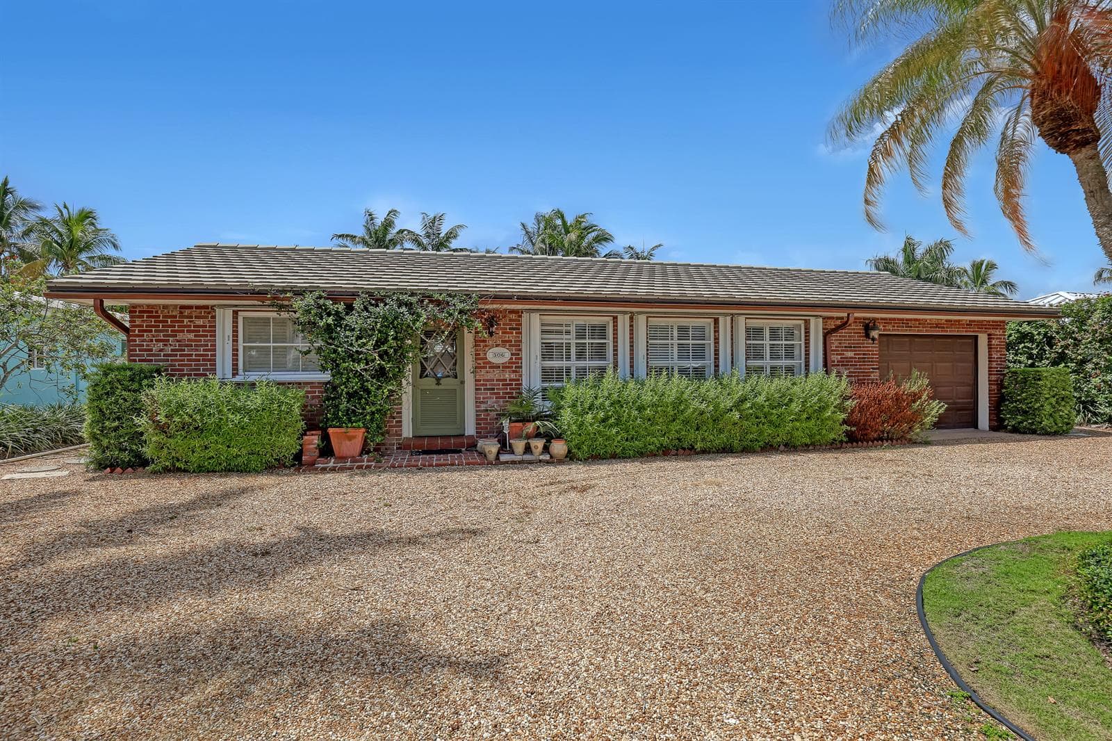 306 Cascade Lane