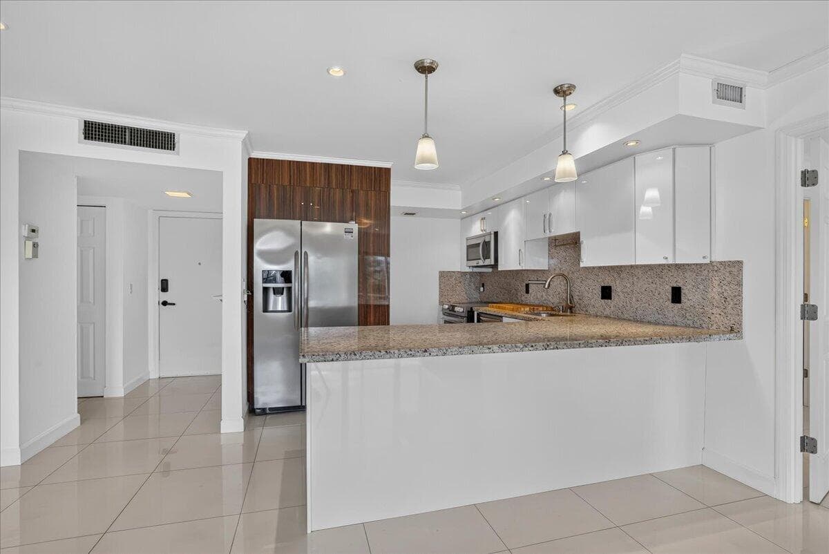 09-8I8A2718