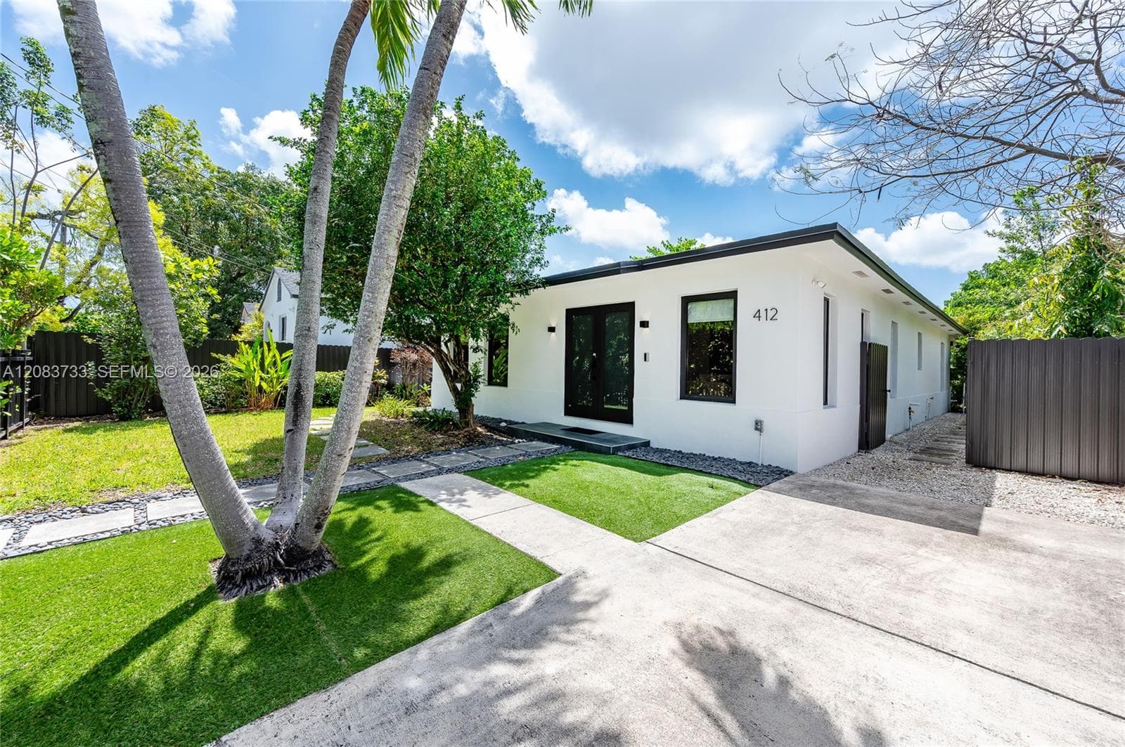 412 NW 41st St #0 photo 3
