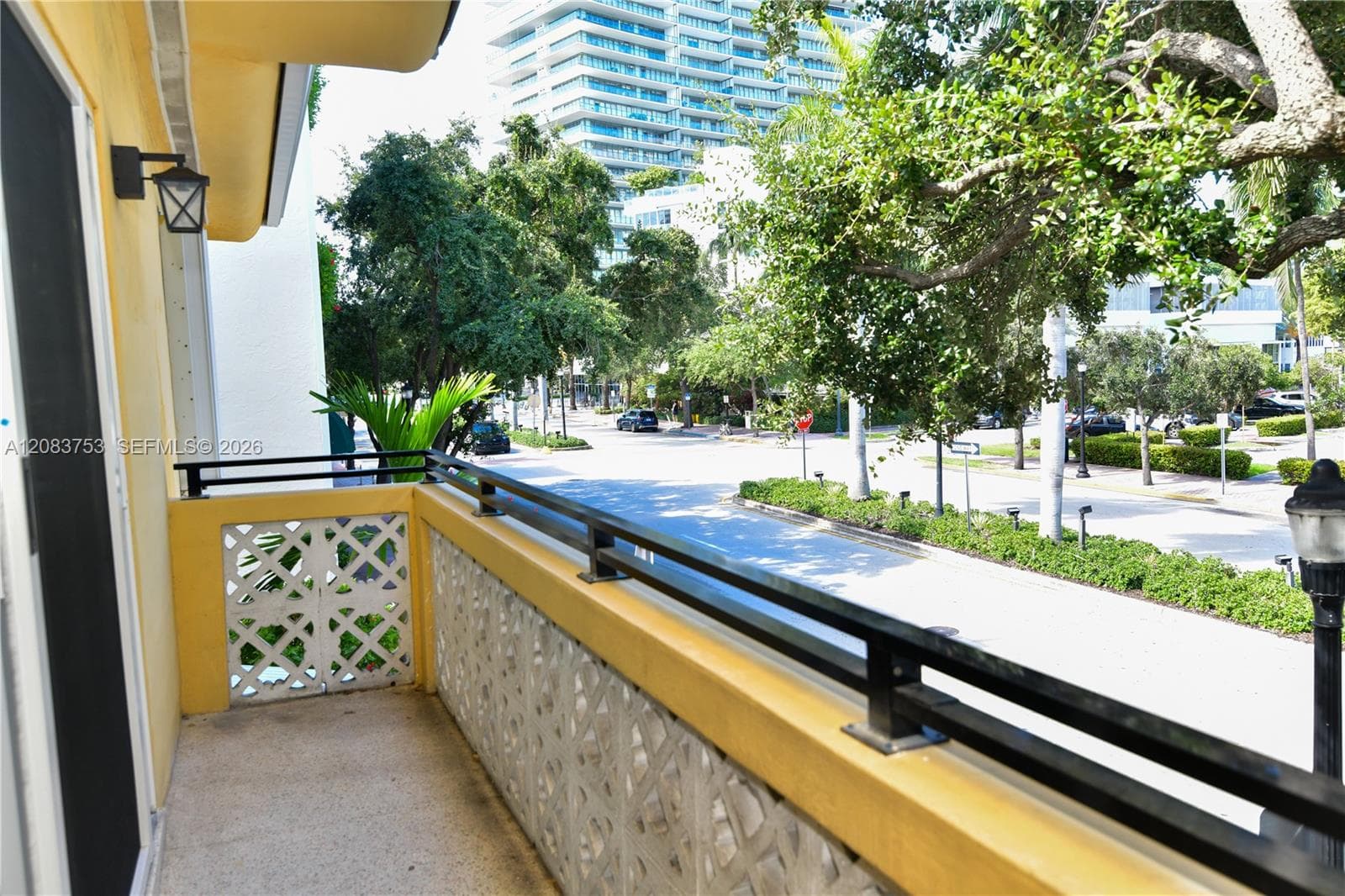 Golden Dreams Condo · #26 in Miami Beach - Photo 10