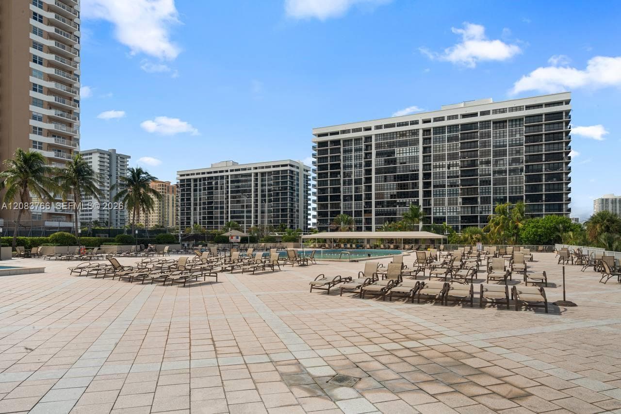 HEMISPHERES CONDO · #5E in Hallandale Beach - Photo 17