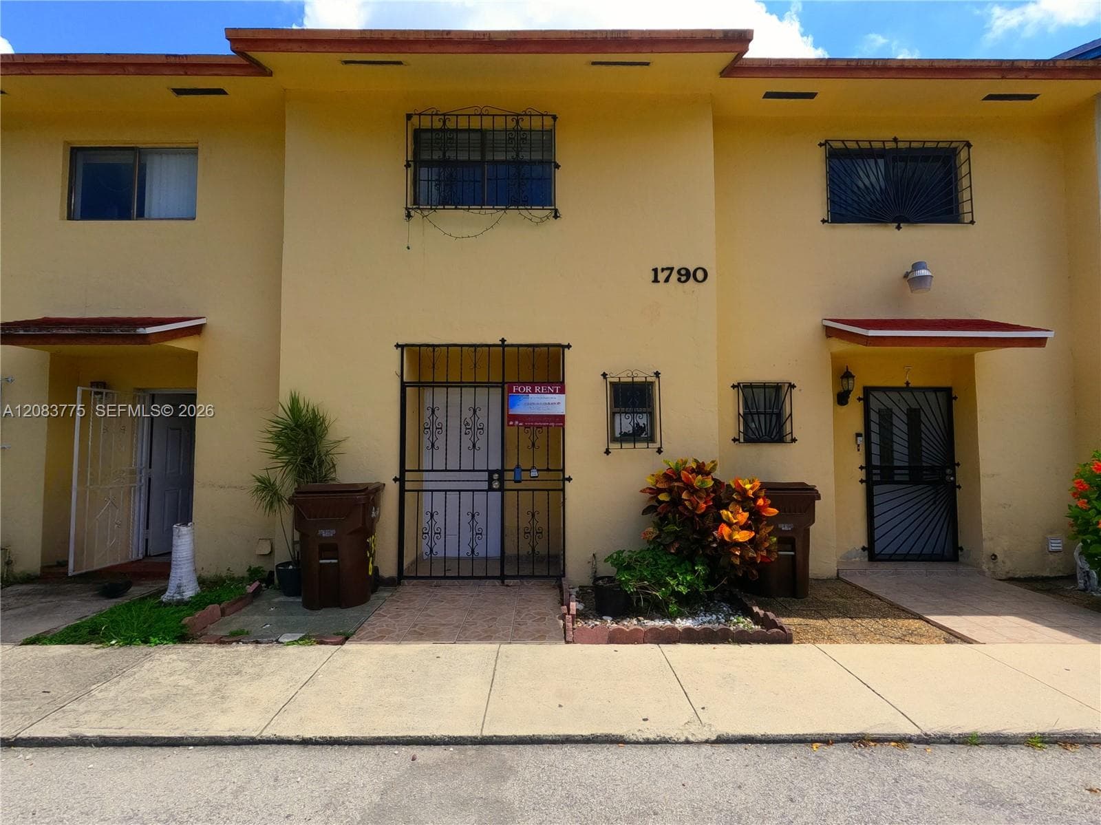 1790 W 58th St #6 photo 2