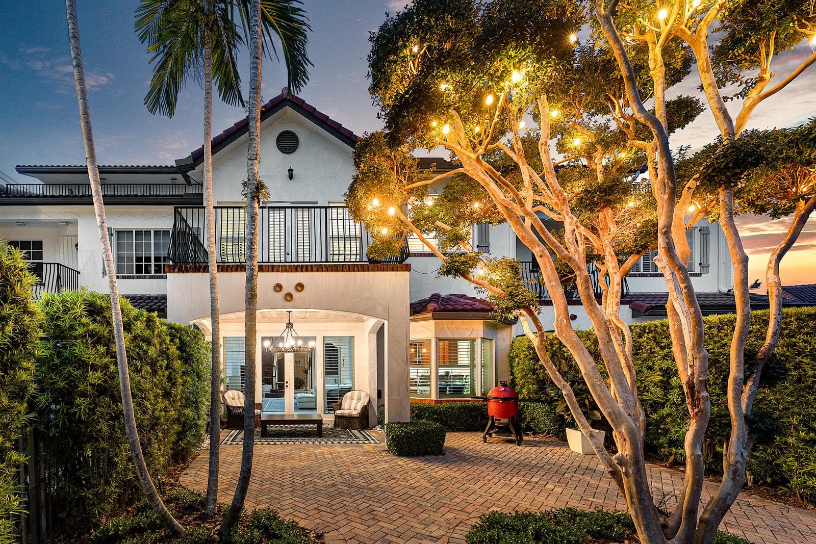 828 Estuary Way