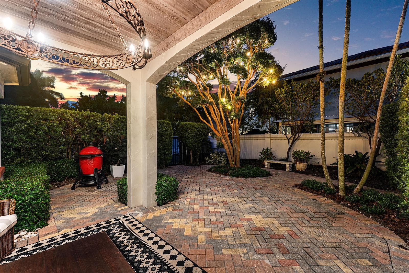 828 Estuary Way