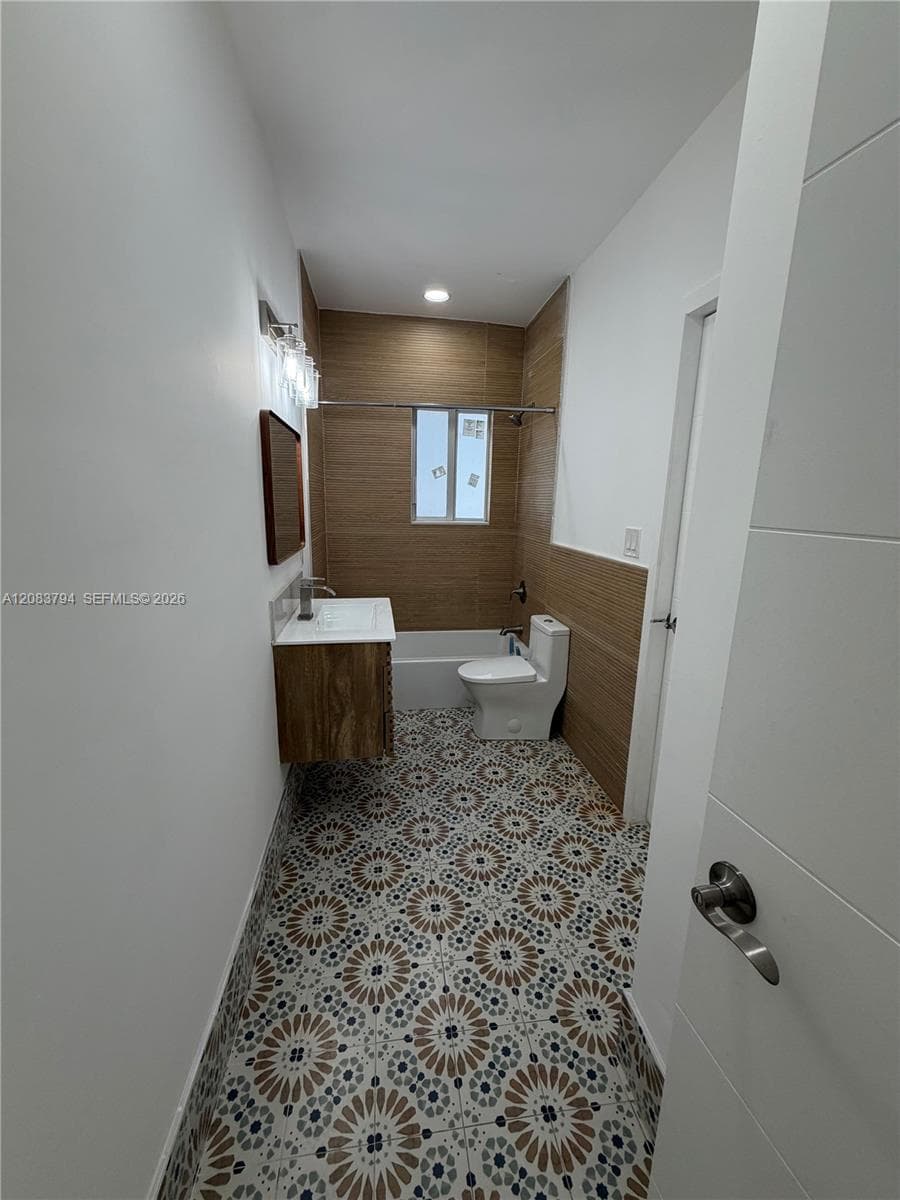HOLLYWOOD LAKES SECTION · #1 in Hollywood - Photo 6