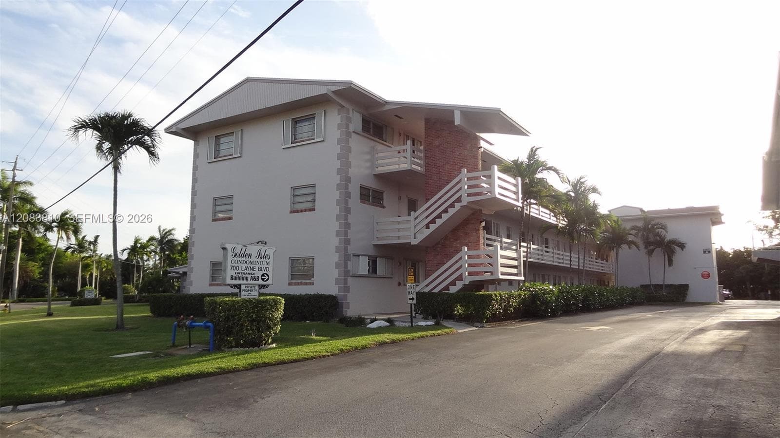 GOLDEN ISLES CONDO APTS · #319 in Hallandale Beach - Photo 1
