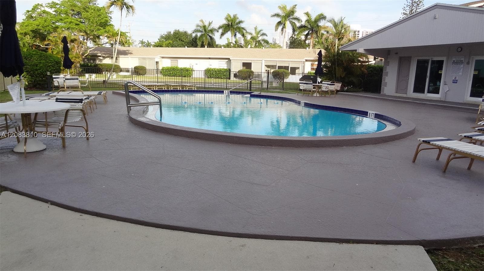 GOLDEN ISLES CONDO APTS · #319 in Hallandale Beach - Photo 24