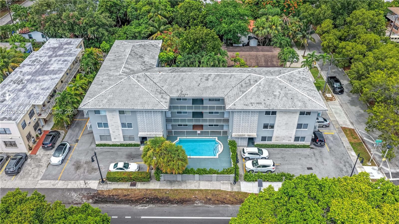 EL MIRAMAR CONDO · #12A in Miami - Photo 10