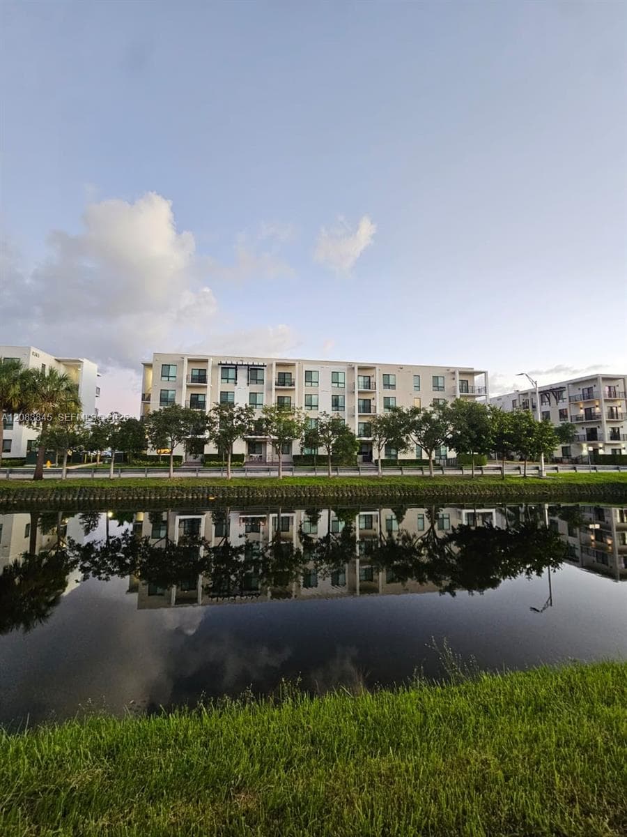 URBANA AT RESIDENCES · #B-402 in Doral - Photo 51