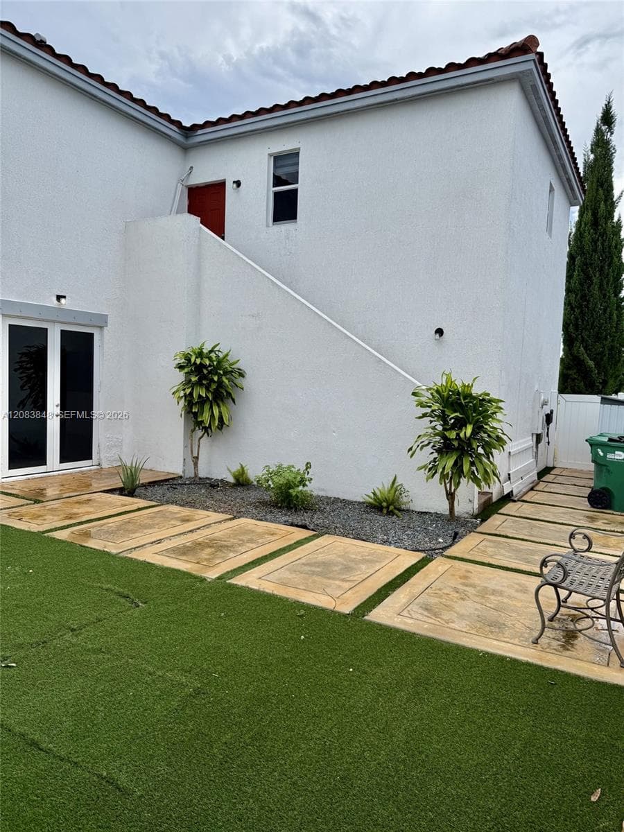 17081 SW 94th Way photo 6