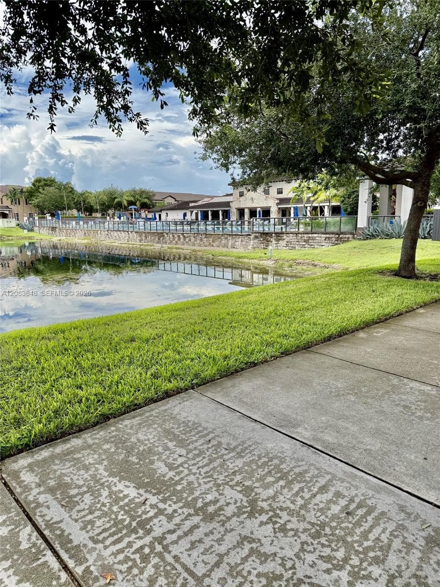 17081 SW 94th Way photo 7