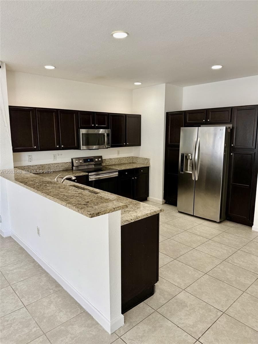 17081 SW 94th Way photo 9
