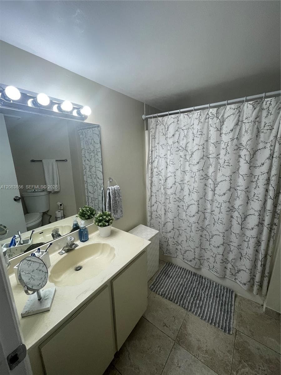 BLEAU FONTAINE CONDO #ONE · #206 in Miami - Photo 24