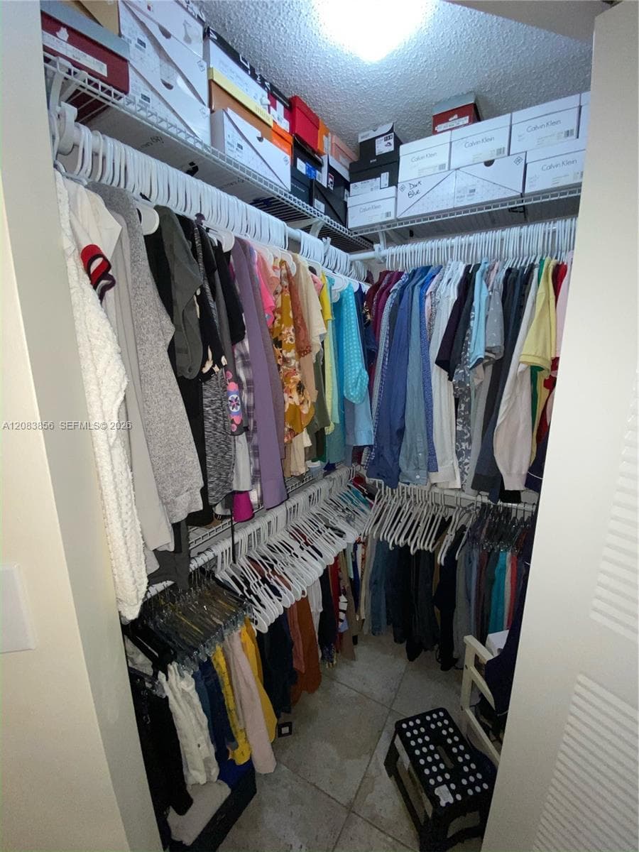 BLEAU FONTAINE CONDO #ONE · #206 in Miami - Photo 15