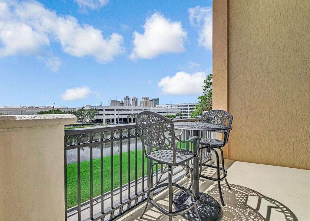 Balcony 1