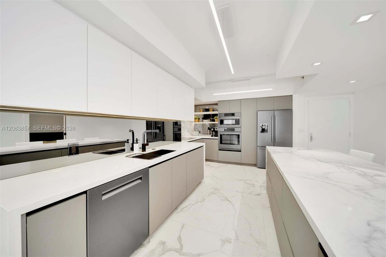 BEACH CLUB CONDO · #3103 in Hallandale Beach - Photo 12