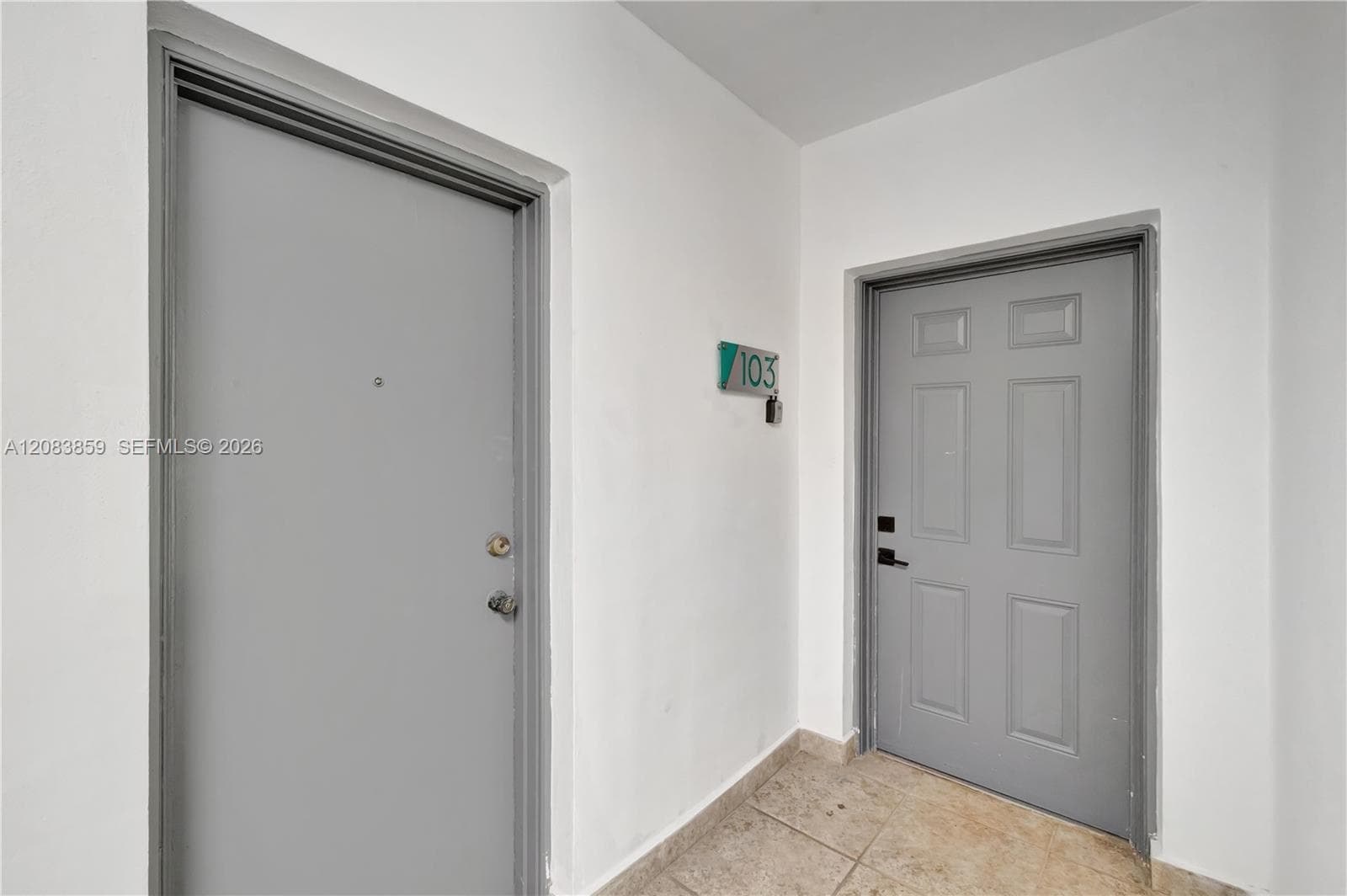 1939 Jefferson St · #103 in Hollywood - Photo 30
